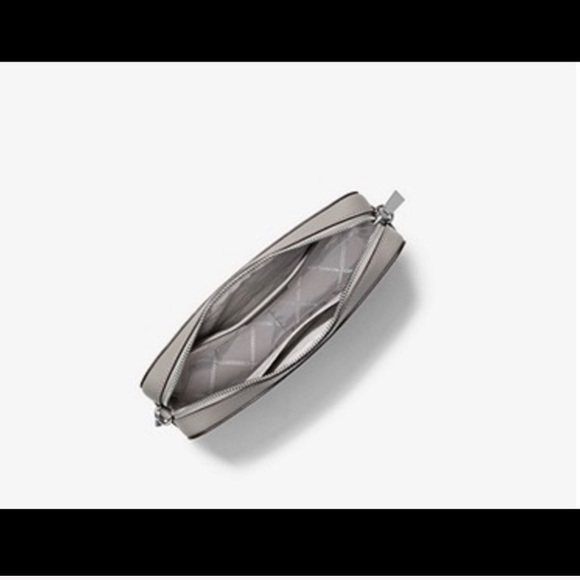 Michael Kors Set - Picture 3 of 6